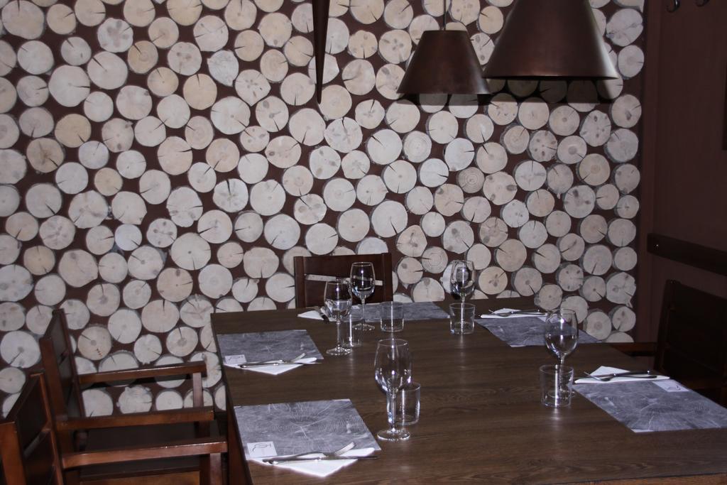Sallent de Gállego Apartahotel Tres Quinones מראה חיצוני תמונה